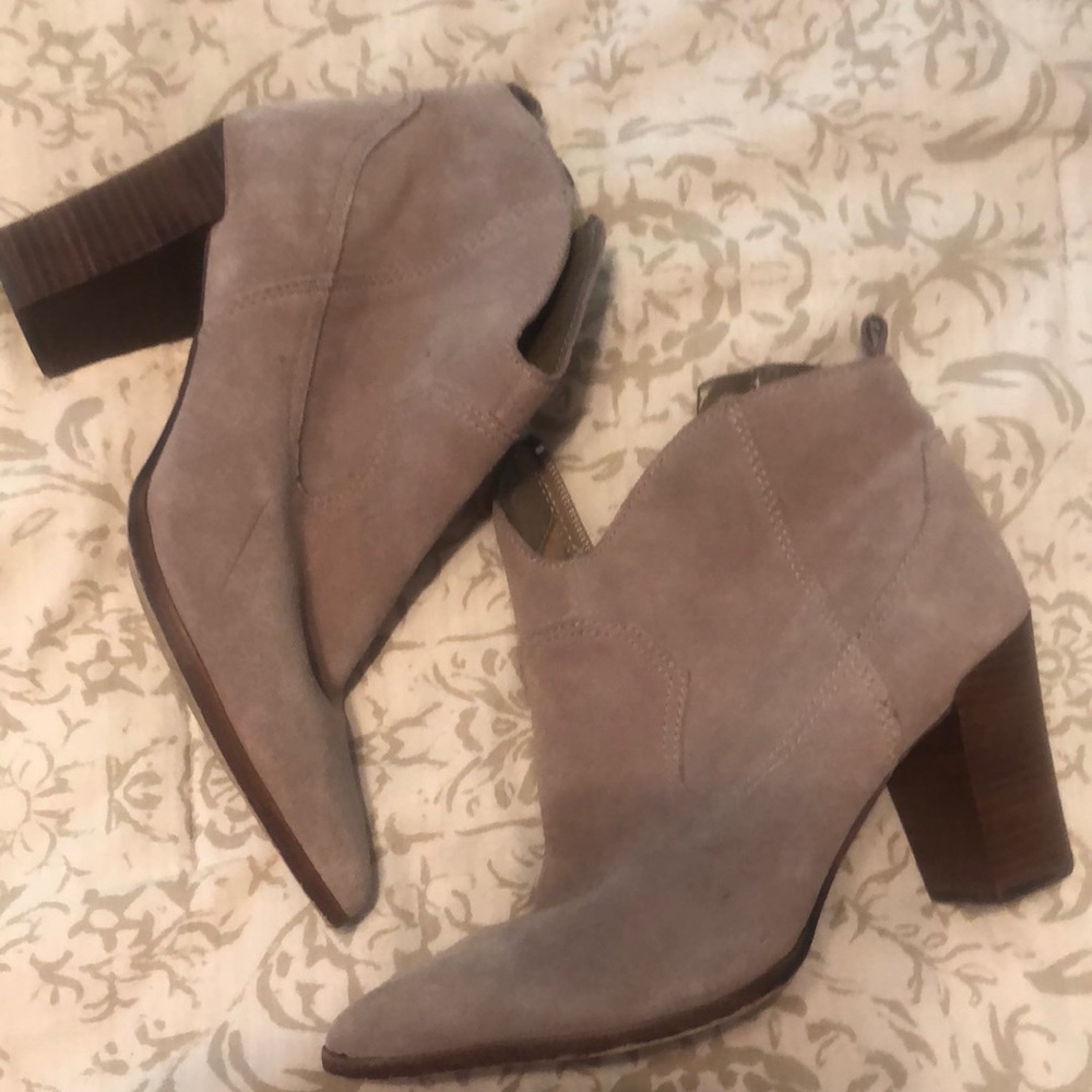Steve Madden booties